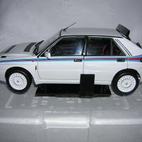 Lancia delta HF Integrale 1/18 Kyosho Martini 5
