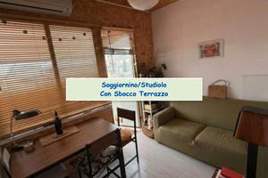 TORREVECCHiA BILOCALE ARREDATO TERRAZZO PRIVATO