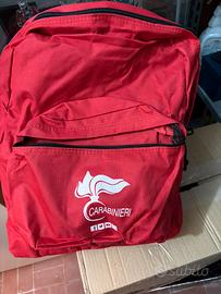 Zaino Arma  Carabinieri rosso, misure cm 40x30x25.
