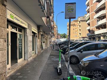 NEGOZIO A ROMA