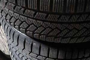 Pneumatici Continental M+S 255/45 R18