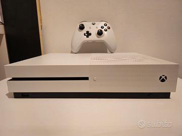 XBOX ONE S  1TB