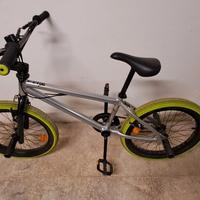 Bici  BMX Wipe 500 20 pollici 
