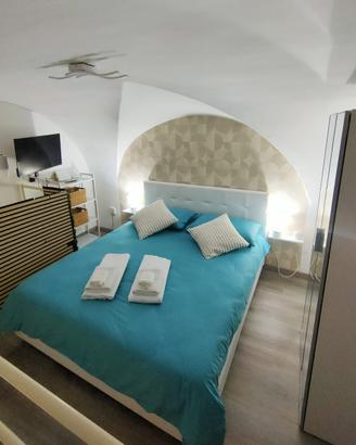 Loft via monserrato