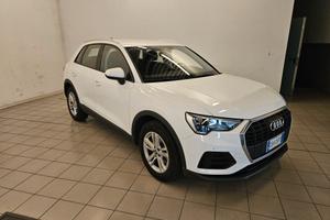 Audi Q3 35 TFSI Business S-TRONIC