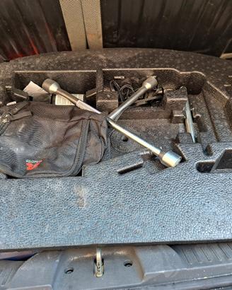 Supporto kit riparazione gomma fiat 500 multijet
