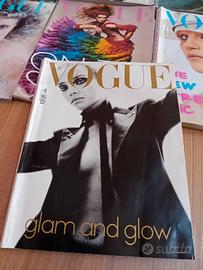 Vogue Italia edizione conde nast dicembre 2002