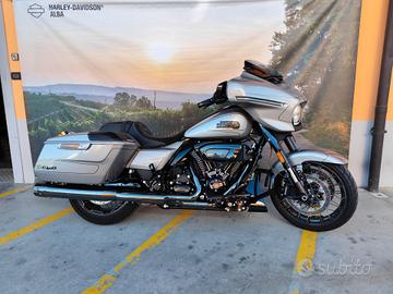 Harley-davidson CVO Street Glide 121