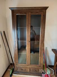 Mobile vetrinetta in legno e cristallo