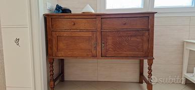 Credenza in legno massello