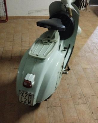 Vespa 50