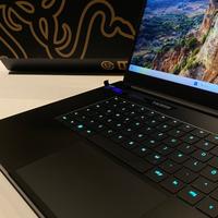 Razer Blade 17 (2022) — i9 12900H / RTX 3070 Ti /