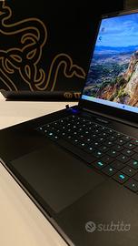 Razer Blade 17 (2022) — i9 12900H / RTX 3070 Ti /