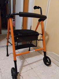 Carrello per anziani