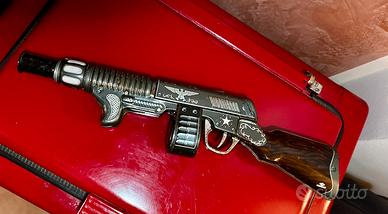 Fucile in latta a batteria