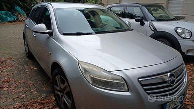 OPEL INSIGNIA SW 2.0 CDTI