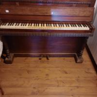 Pianoforte funzionante per uso vetrine