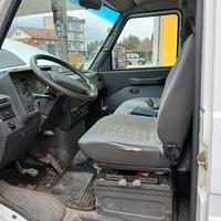 veicolo per trasporto cavalli