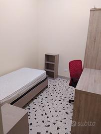 CAMERA PER LAVORATRICE O STUDENTESSA ZONA UNIVERSI