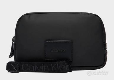 Calvin Klein Pochette