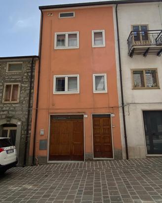 Casa indipendente a Castiglione Messer Marino