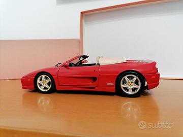 Hotwheels 1:18 Ferrari F355 no Maisto Politoys 