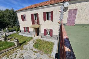 Villa Indipendente con Parco Privato e Terrazza Pa