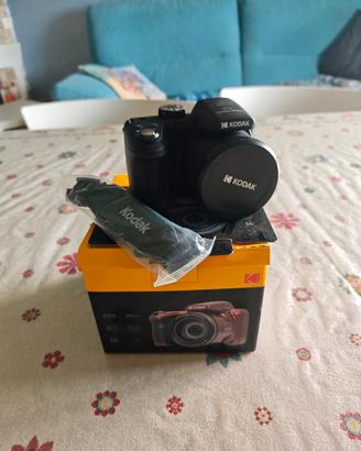 kodak pixpro AZ405 + borsetta omaggio