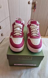 Sneaker in vera pelle bianca/fucsia N.36
