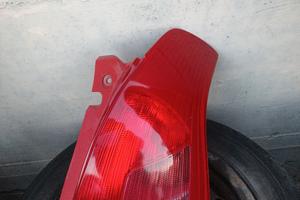 fanale posteriore destro Suzuki Swift 