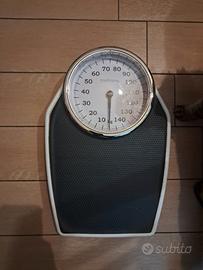 bilancia professionale medisana