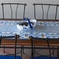 Tavolo e sedie in ferro battuto