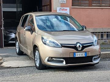 RENAULT Scénic XMod 1.5 dCi 110 CV Limited