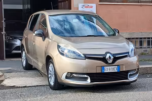RENAULT Scénic XMod 1.5 dCi 110 CV Limited