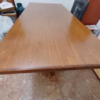 Tavolo in legno