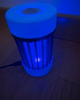 Lampada anti zanzare