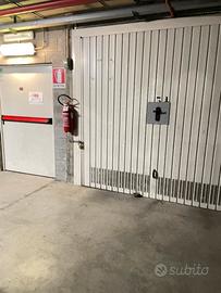 Box Auto Garage 30mq in corso Agnelli a Torino