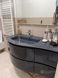 Mobile bagno + lavabo con vasca per bambini – 30€