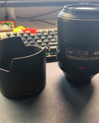 Nikon AF-S 105 mm f2.8 G ED VR Micro