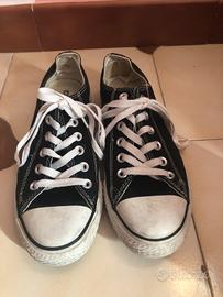 Converse nere