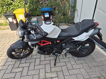 Aprilia Shiver 900