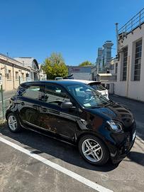 Smart forfour nera elettrica