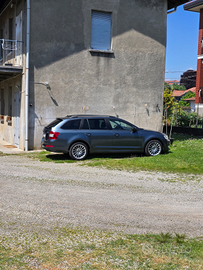 Octavia 1.6 dsg