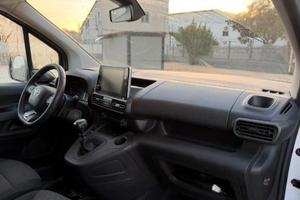 Furgone Toyota proace city passo lungo 1.5 100 cv