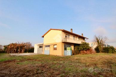 VILLA SINGOLA A LATISANA