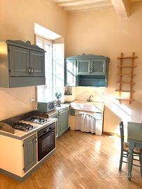 Cucina artigianale stile country chic completa
