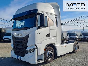 Iveco S-way AS440S53 trattore
