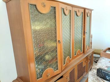 ARREDAMENTO (MOBILI)