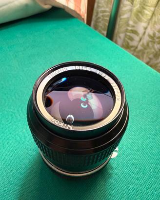 Nikon Nikkor 105mm f/2.5