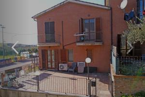 Villetta a schiera Castelnuovo B.ga stazione